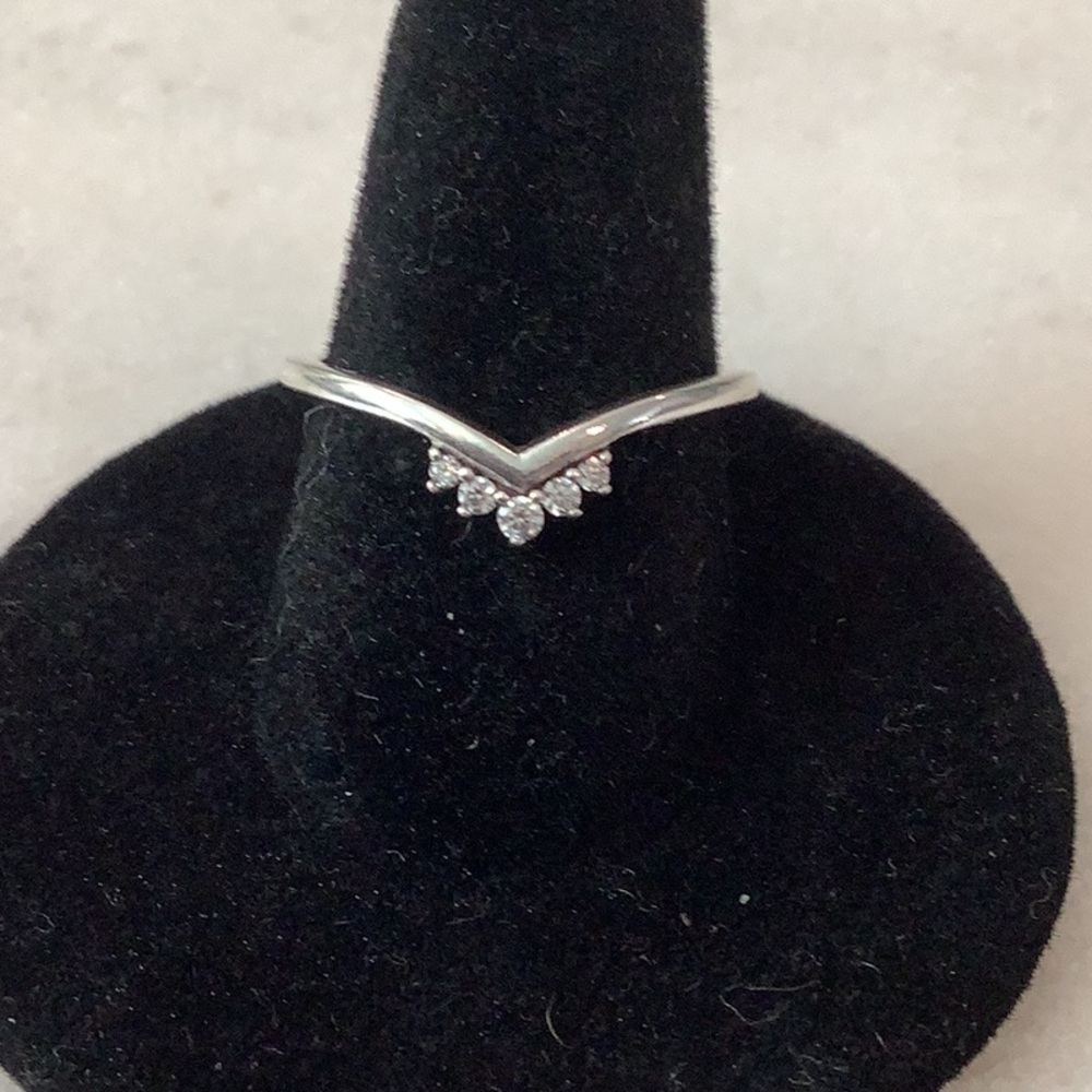 ❤️ Pandora Tiara Wishbone Ring. SIZE 7 - Picture 4 of 5